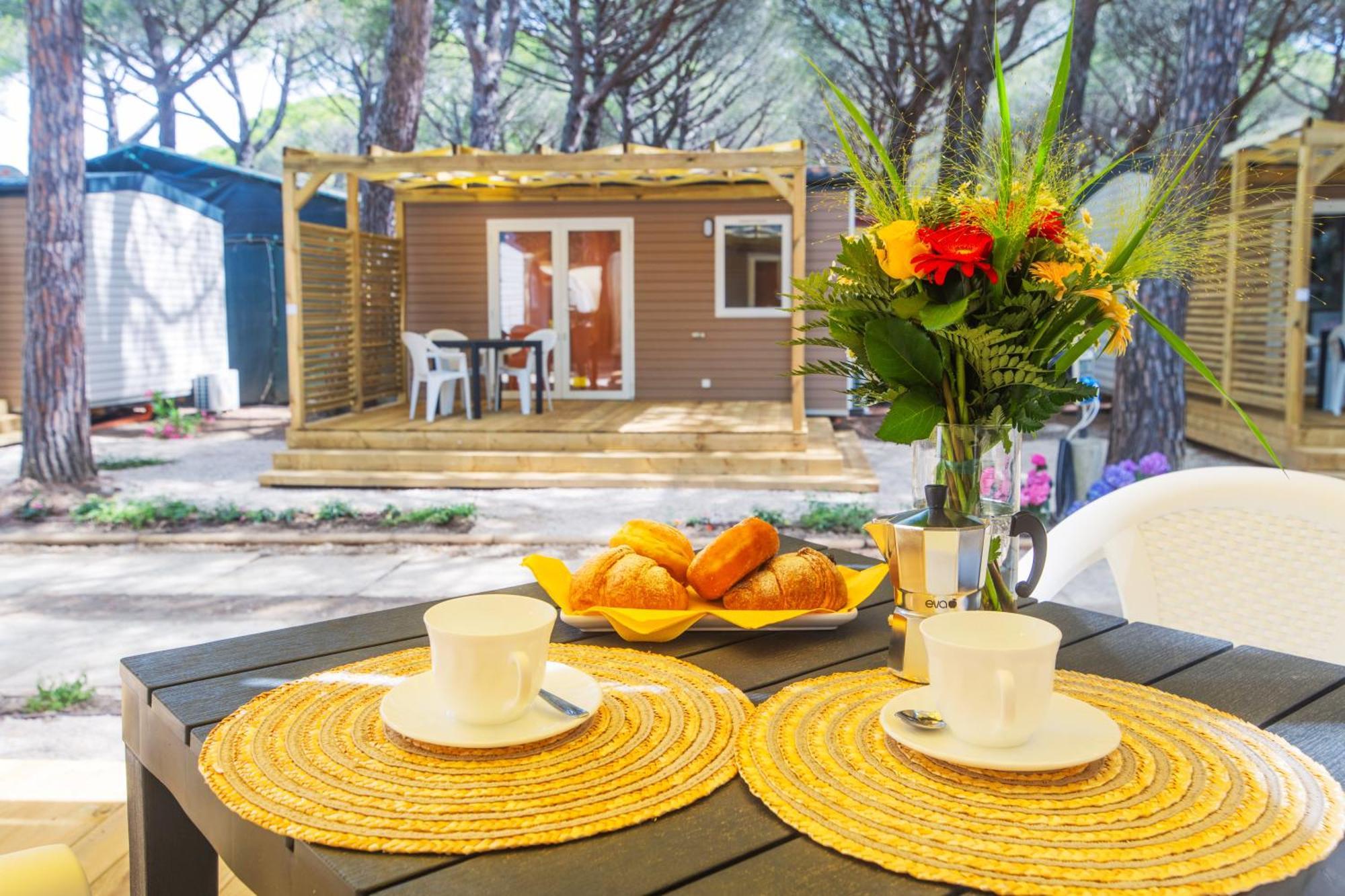 Camping Arcobaleno مارينا دي بيبونا المظهر الخارجي الصورة